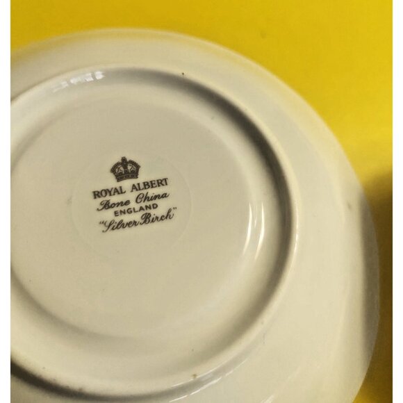 Two Vintage Royal Albert Silver Birch pattern Cup & Saucer Sets - Picture 9 of 15